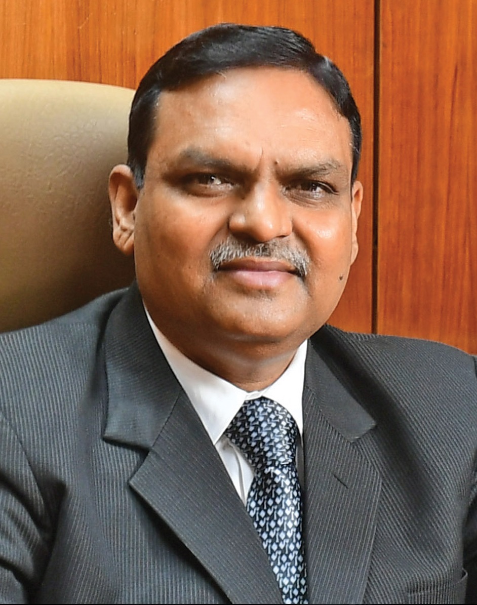 Shri Meenesh C Shah, Chairman